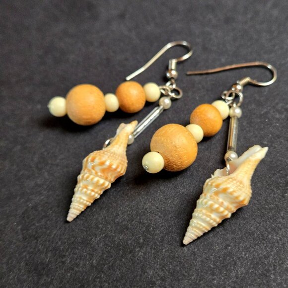 Bohemian Seashell & Wood Beaded Tassel Dangle Earrings Beachy Nautical - Picture 4 of 7
